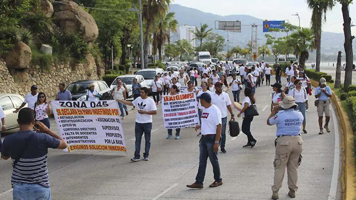 Marcha Maestros Acapulco